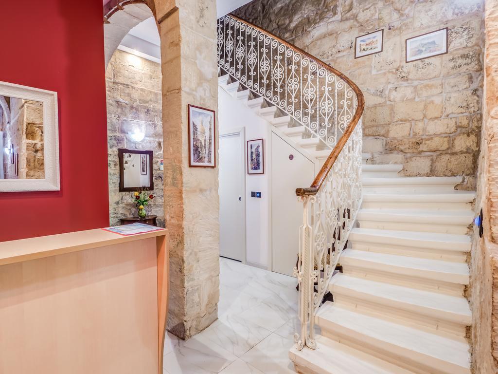 Tano'S Boutique Guesthouse Валетта Экстерьер фото